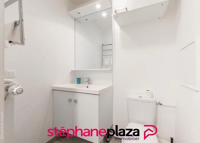Plaza Scandinaves 05 아파트 *